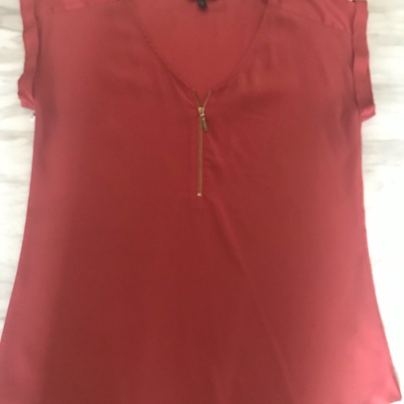 Express Top - Picture 2 of 8